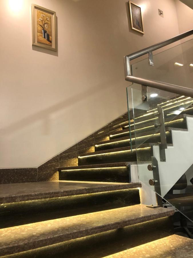 Lemon Green Residency - Hotel And Serviced Apartments Нью-Делі Екстер'єр фото